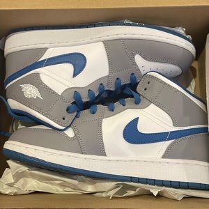 Air Jordan 1 Mid , Blue,white and gray color way.